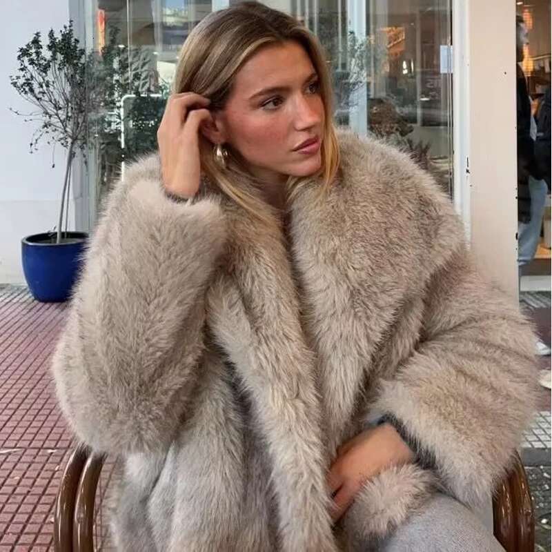 TRAF Women's Autumn Winter 2025 Plush Wool Coats And Mixtures Outerwears Fashion Long Sleeve Warm Faux Fur Coat Designer