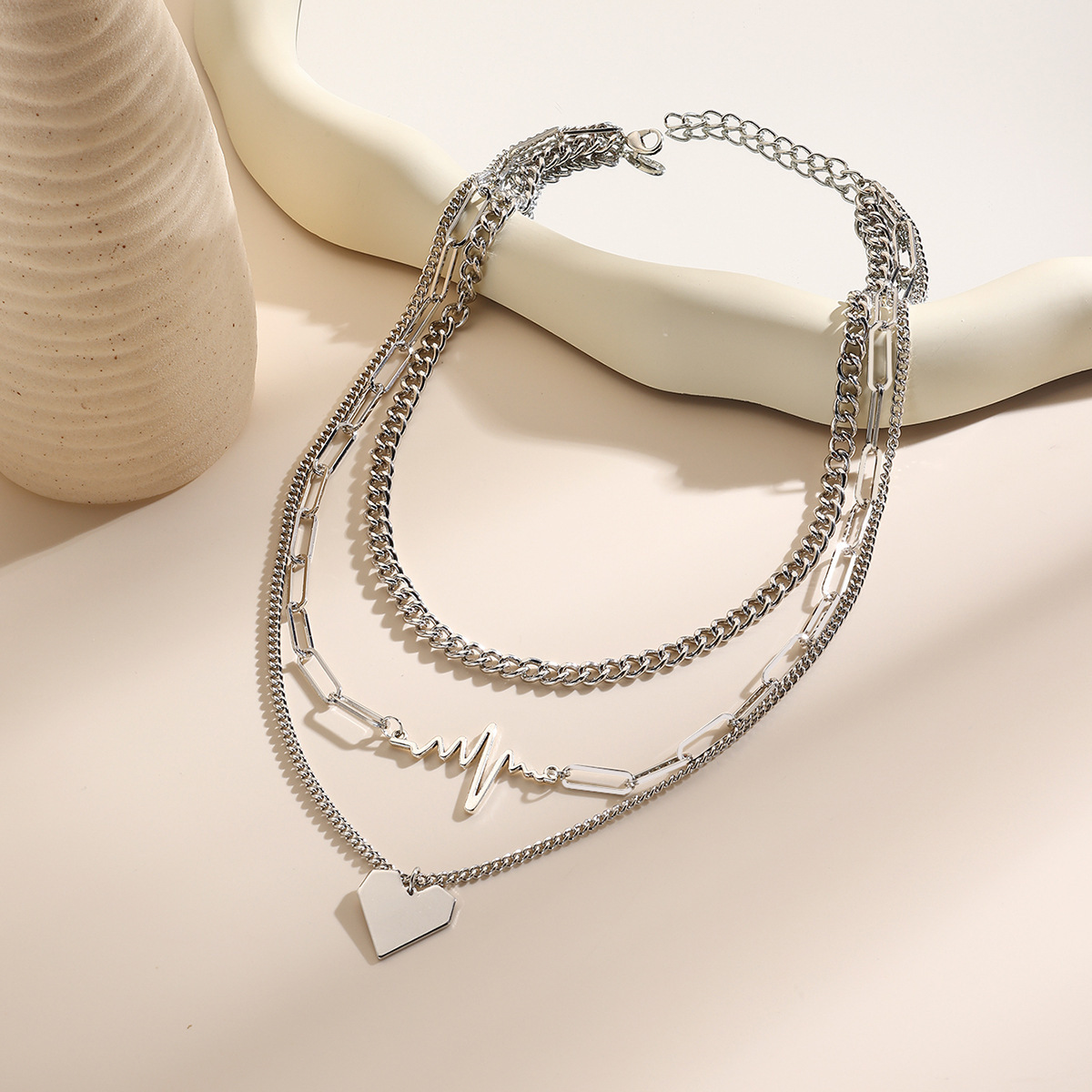 Sophisticated Heartbeats Themed Necklace for Her Featuring a Delicate Alloy Construction