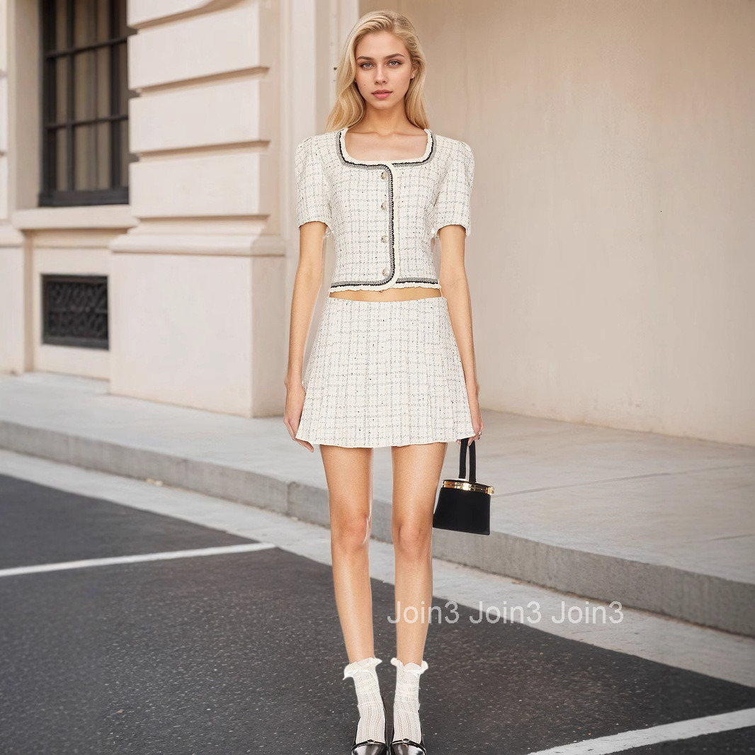Elegant Fashionable Womens Clothing New Button Decoration Short Sleeved Vest Short Skirt Two-piece Commuting Womens Suit