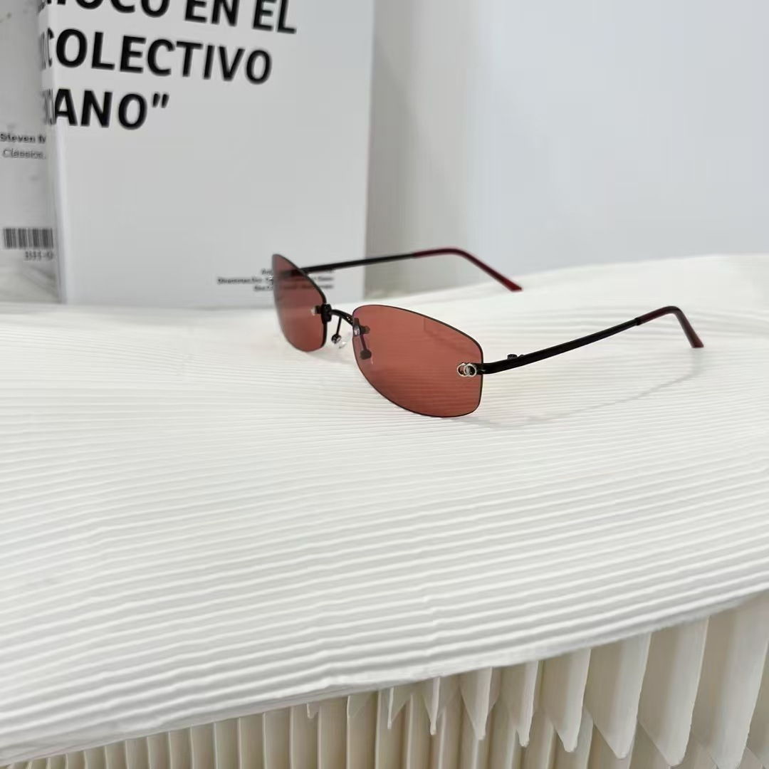 Designer Sunglasses For Women Men Fashion Metal Sunglasses Luxury Polarized Lens Goggle Pilot PC Frame Oversized UV400 Eyewear Luxury Style Sunglasses