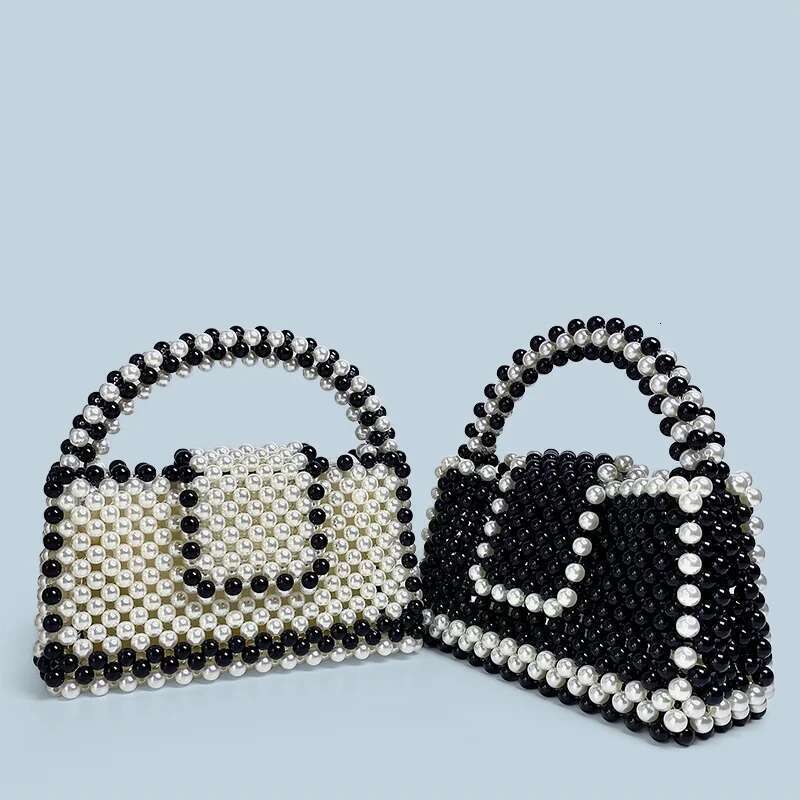 European And American Style Niche Design, High-End Texture, Pure Handmade Bead Color Blocked Flip Handbag
