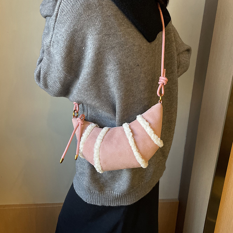 Autumn and Winter Melad Matte Plush Small for Women 2025 New Style Bull Horn Versatile Crossbody Dumpling Bag