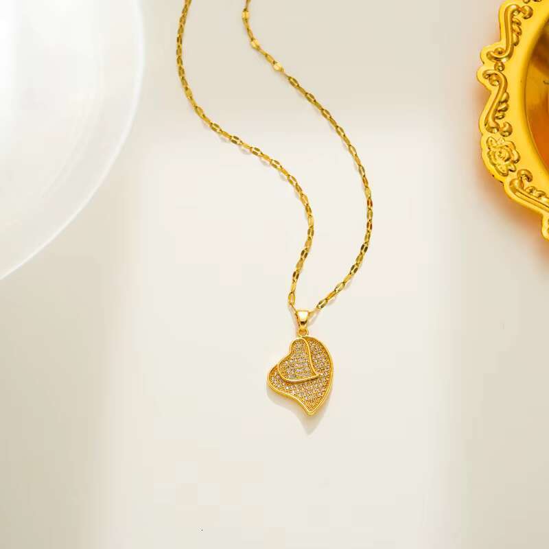 Gold Plated Stainless Steel Jewelry Heart Pendant Fashion Accessories Women's Necklace