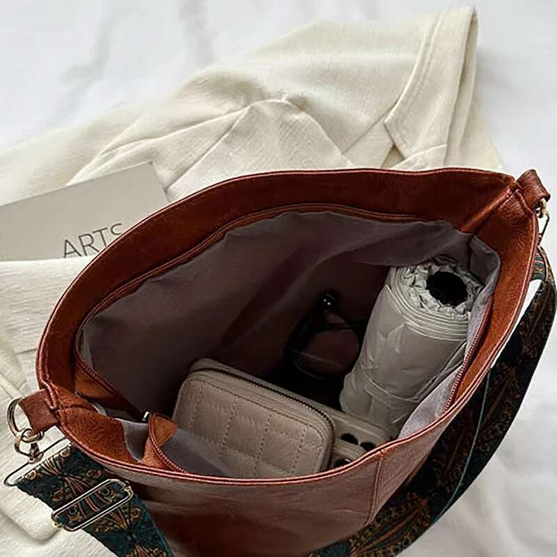 Vintage Solid Color PU Leather Women Fashion Shoulder Sling High-Capacity Simple Wide Strap Bucket Crossbody Bag Commuting