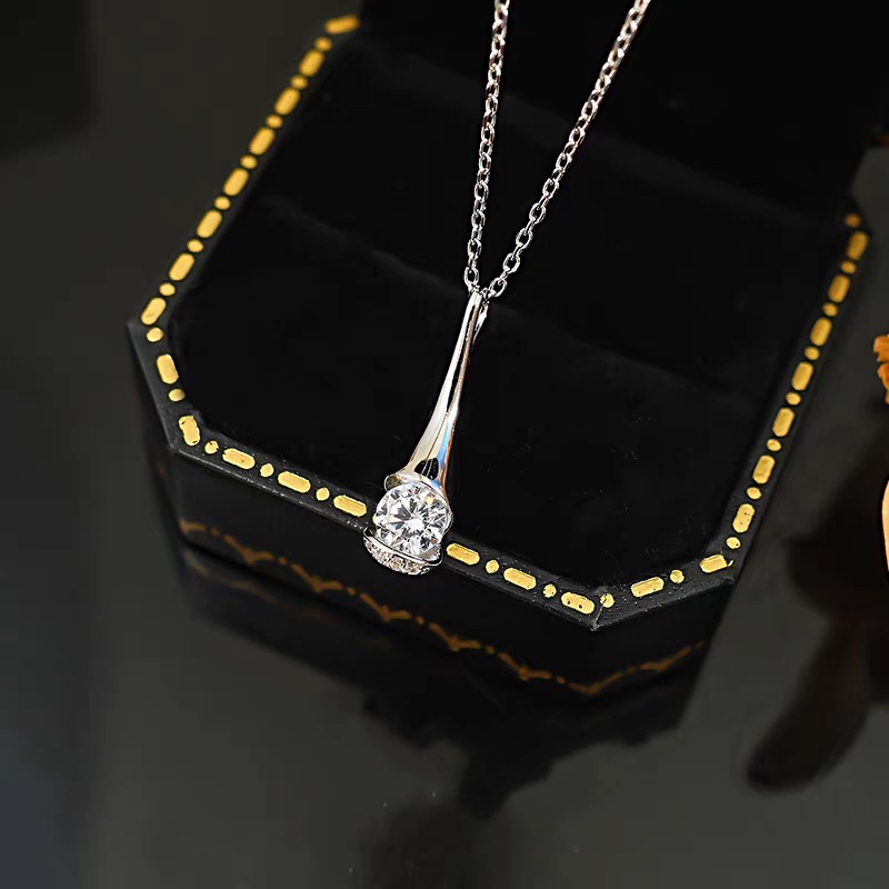2025 Ins Top Sell Water Drop Pendant Simple Fashion Jewelry 925 Sterling Silver Fill Round Cut 5A Cubic Zircon CZ Diamond Women Luxury Party Clavicle 