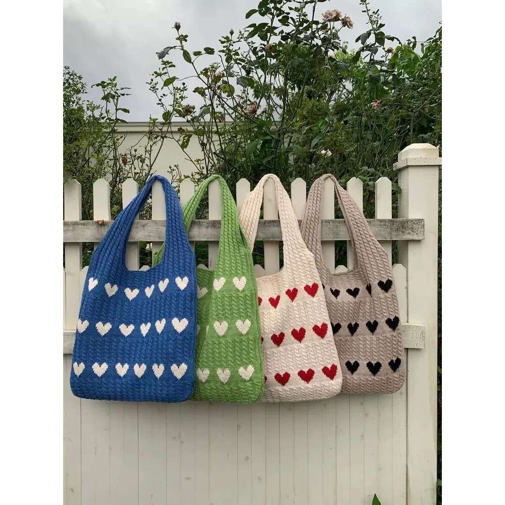 Designer Bag 2025 New Knitted Heart-Shaped Tote Fresh, Simple And Fashionable Woven Bag, Personalized Single-Shoulder Bag Luxury Bag