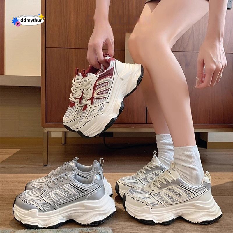 Dad's women's 2025 new spring/summer versatile white shoes, height increasing thick soled explosive street casual sports shoes ddmythur