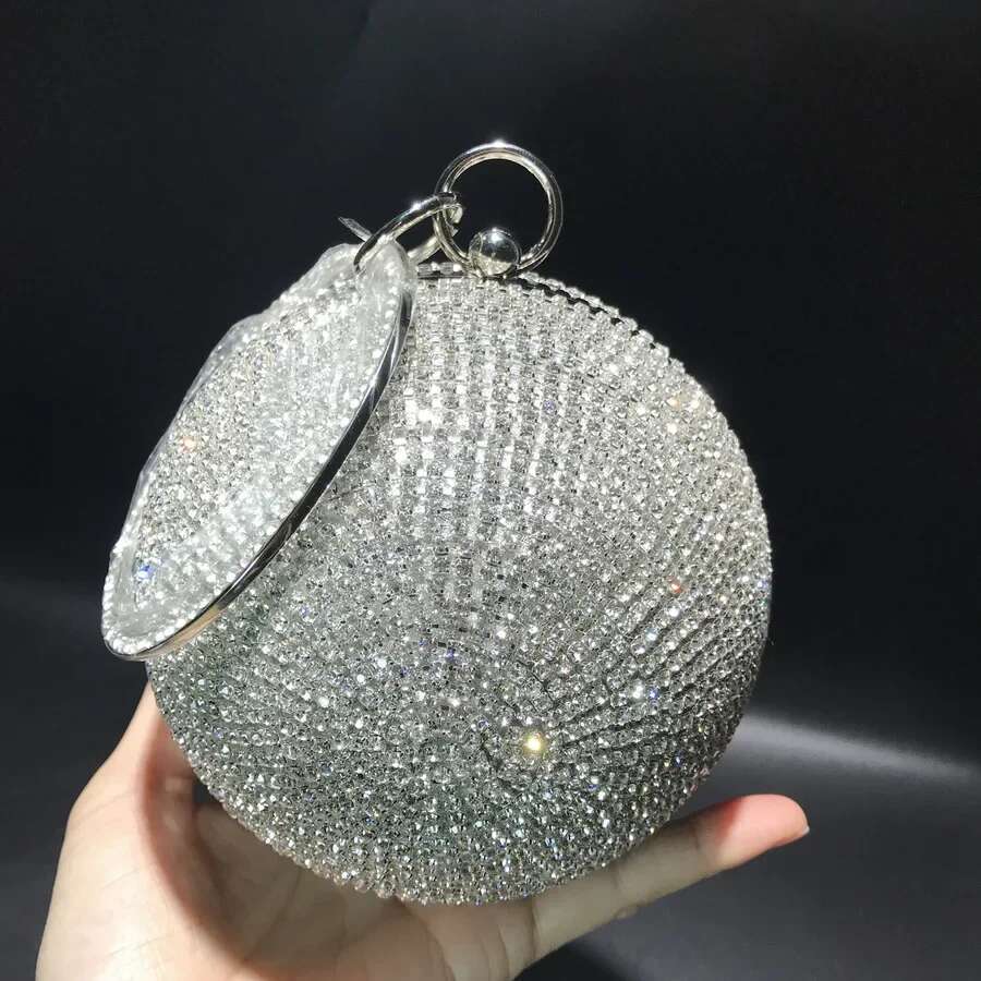 Designer Bag 2025 2025 Round Ball Dia Studded Party Dinner Cute Hand-Held Diagonal Chain Socialite Dress Full Of Dias Women's Bag Luxury Bag