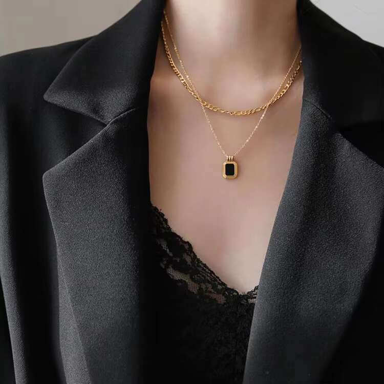 Fashion women's fantasy gold-plated necklace pendant, layered necklace, stainless steel