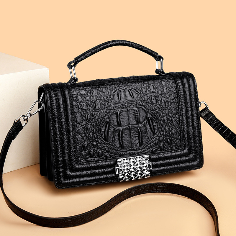 Designer Bag Simple Fashionable Trendy Ladies Temperament Simple Chain Shoulder Crossbody Bag Casual Small Square Bag Free Shipping