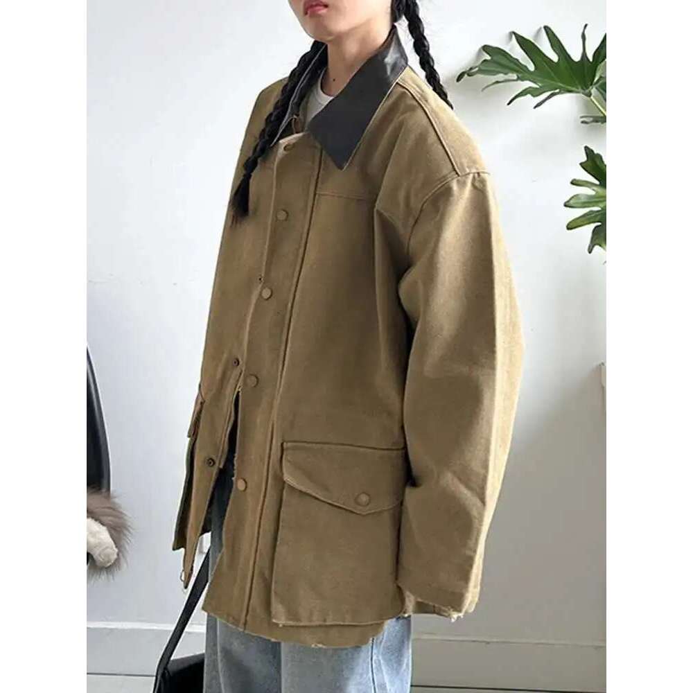 EAM Khaki Leather Collar Big Size Casual Jacket New Lapel Long Sleeve Women Coat Fashion Tide Spring Autumn 2025 1DH8168