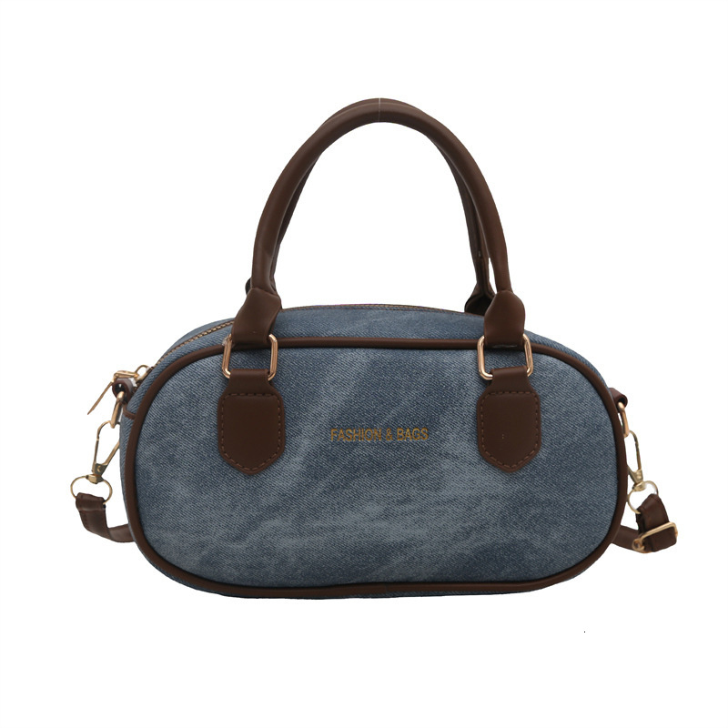 Fashion contrasting hand-held small square women's 2025 summer new item light luxury western-style shoulder commuting crossbody bag