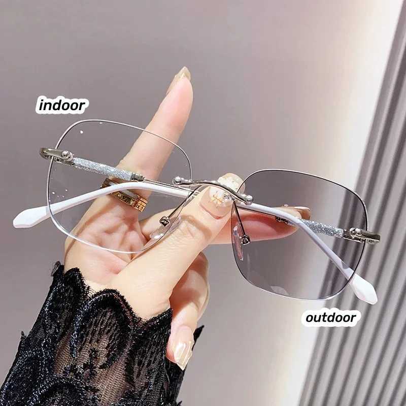Female Rimless Photochromic Sunglasses Men Women Luxury Near Sight Eyeglasses Trendy Anti-UV Color Changing Myopia Glasses W250513