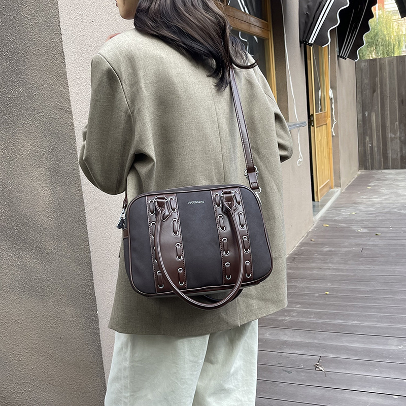 Advanced Style Home Handheld Crossbody for Women 2025 New Fashionable Niche Design Boston Shoulder Bag