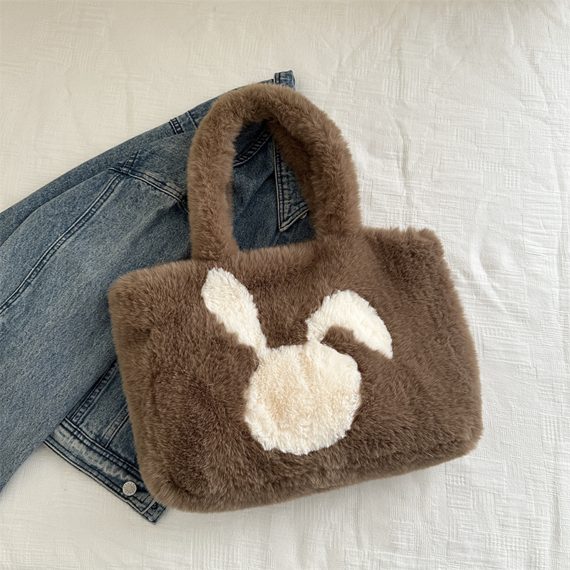 Brand High Quality New Style Free Delivery Designer Bag Plush For Women Large Capacity 2025 New Autumn And Hand Held Shoulder Winter Plush Bag Commuti