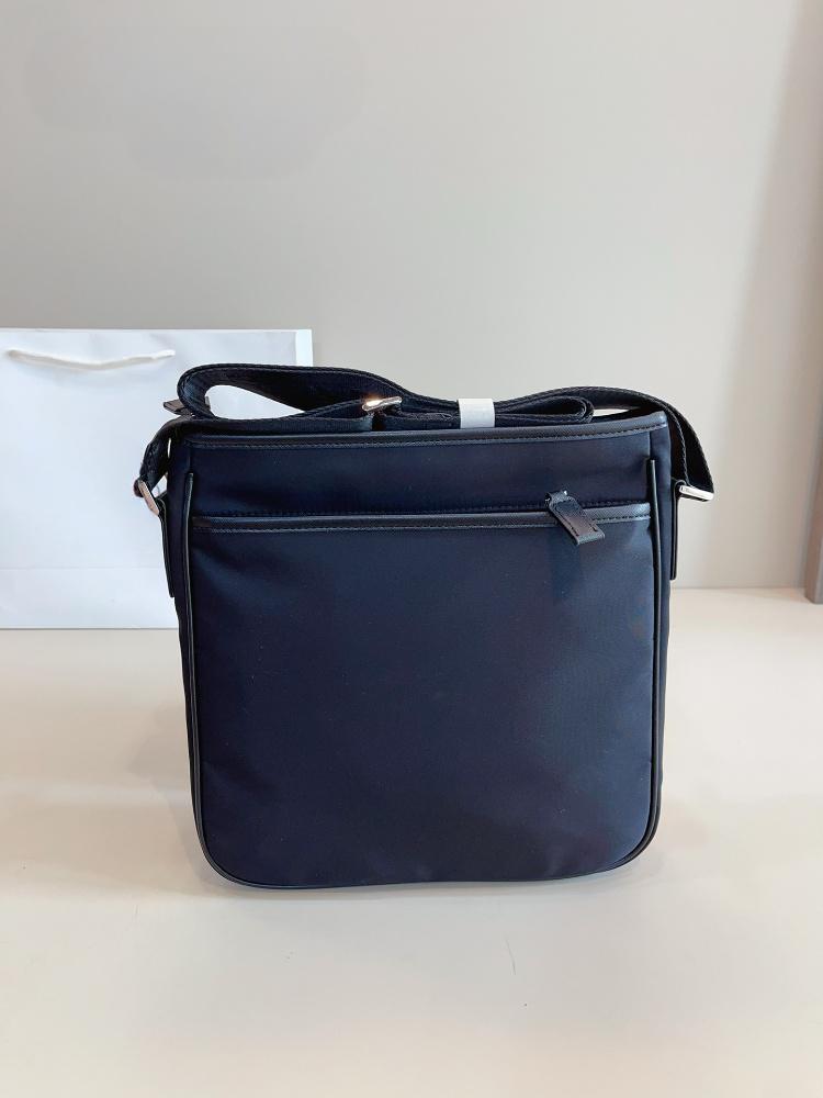 Men's crossbody bag, shoulder bag, unisex environmentally friendly nylon cloth double-sided casual backpack