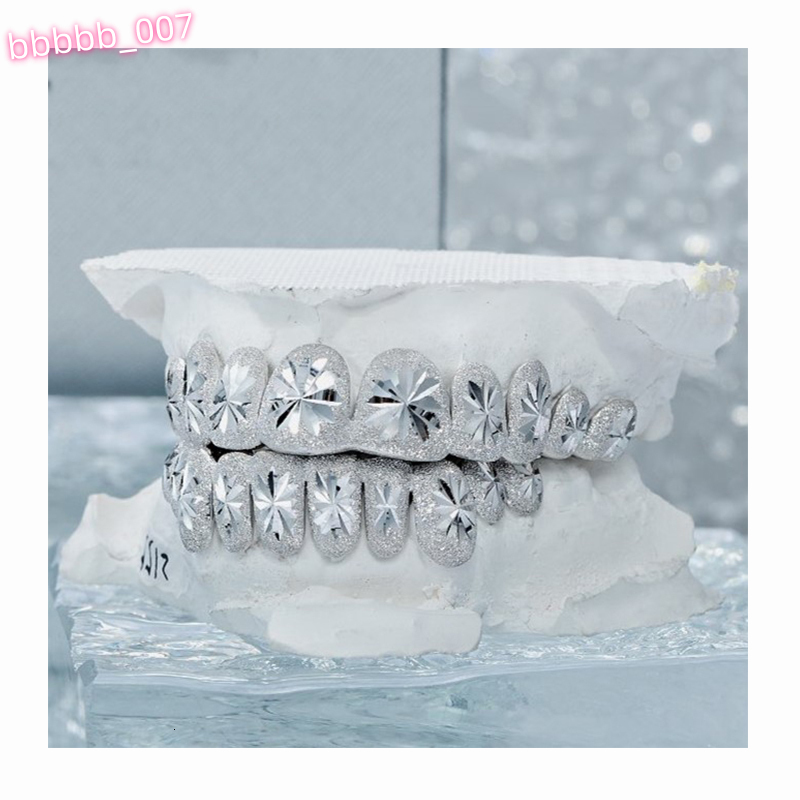 Custom Iced Out Hip Hop Grillz 10k 14k 18k Gold Plated Iced Out VVS Moissanite Diamond Grillz for Teeth