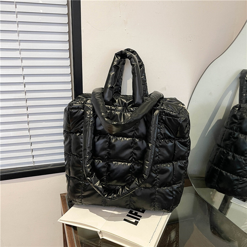 Free Delivery Designer Bag This Year's Popular Women's 2025 Winter New Korean Version Space Cotton Clothing Large Capacity Single Shoulder A