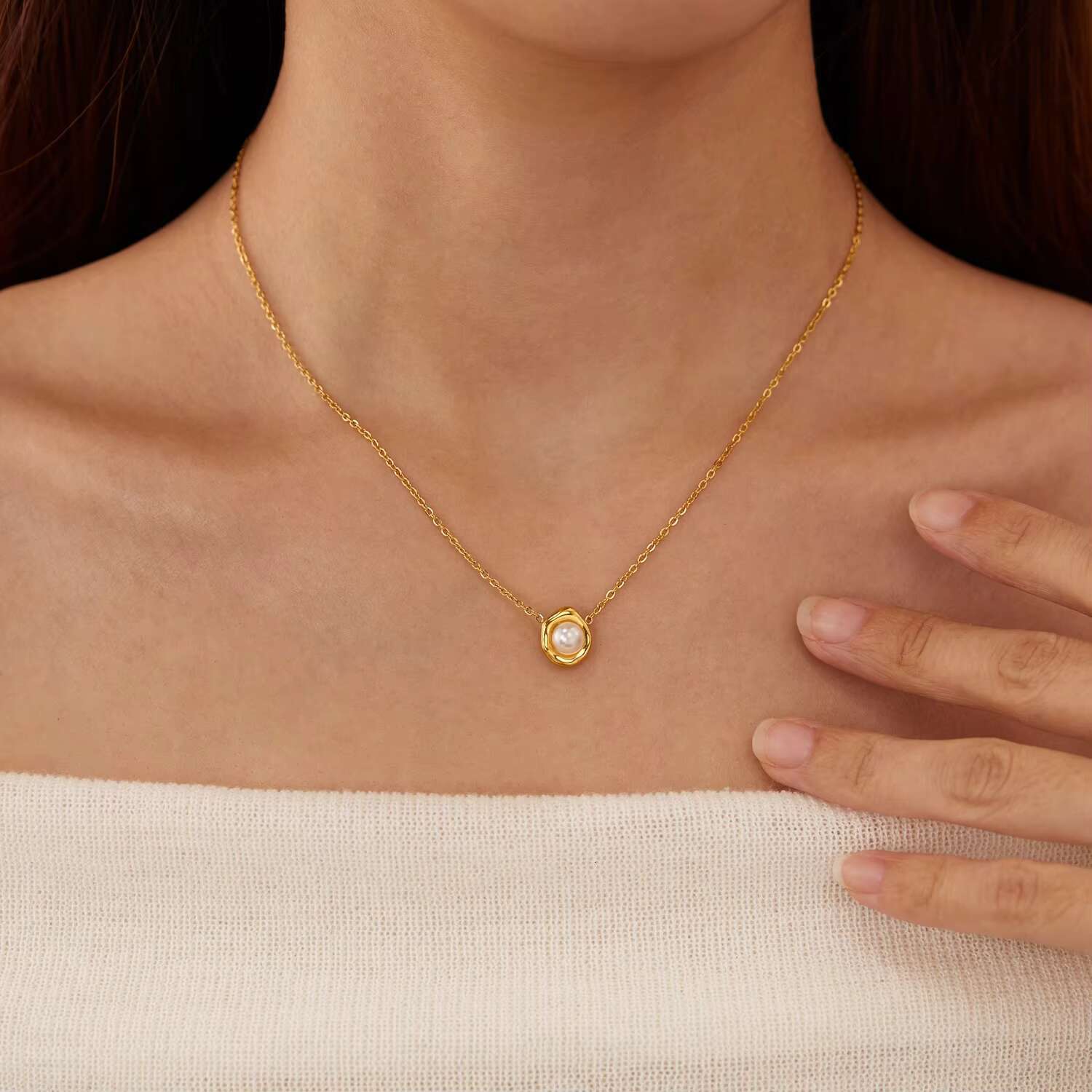 Pearl Pendant Stainless Steel Gold Plated Fashion Necklace Women's Gift Jewelry