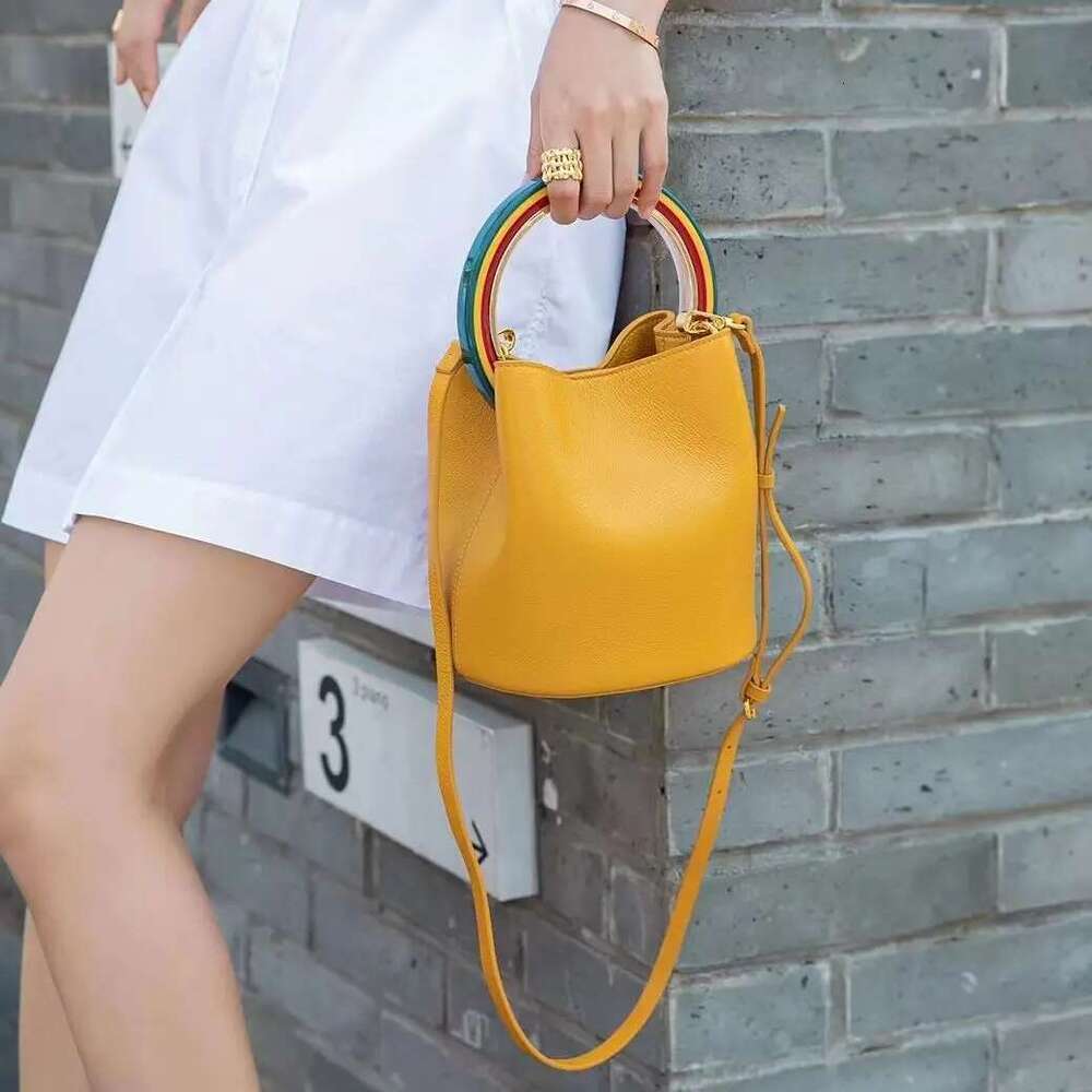 Designer bag231 Fashion Large Capacity Leather Bucket For Women Design High Quality Cowhide Handbags High-end Elegant Lady Dinner Bag