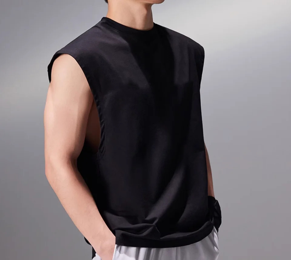 Mens stylish sports vest sleeveless fitness wear suitable for summer daily gym training China size 250513