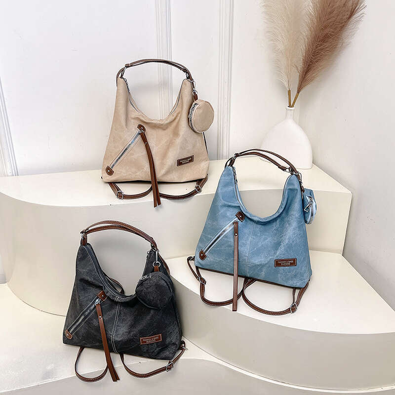 Large capacity fashionable armpit for women 2025 new trendy internet celebrity contrasting single shoulder bag, simple tote bag