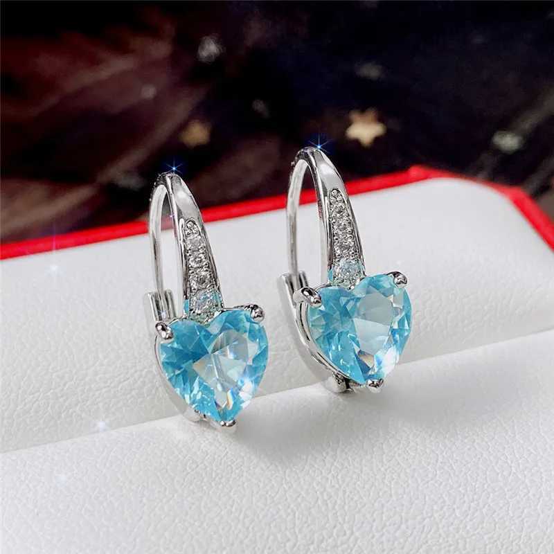 Huitan Gorgeous Blue CZ Heart Drop Earrings Women Engagement Wedding Party Accessories Good Quality Fashion Jewelry Nice Gift Y250510