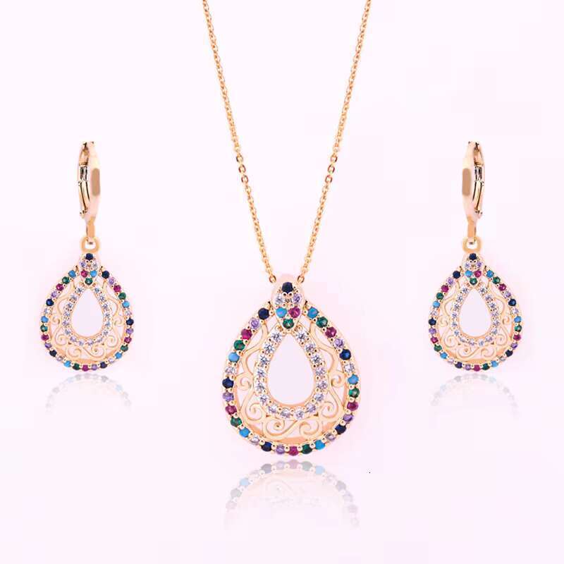 Fashionable round colored zircon women's necklace, personalized and creative exquisite pendant accessories, hip-hop style three piece set