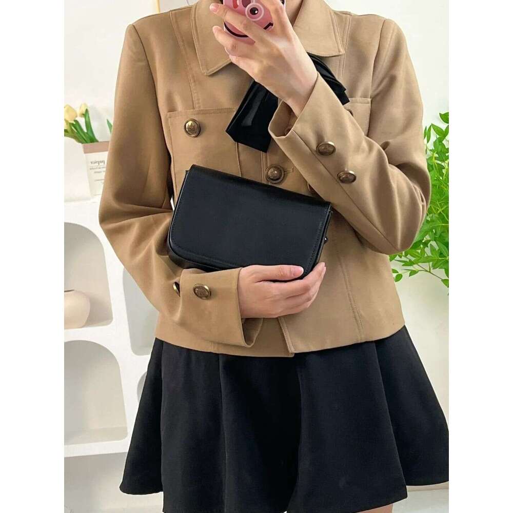 women 2025 new shiny leather high-end mobile phone, one shoulder exquisite outdoor tofu bag