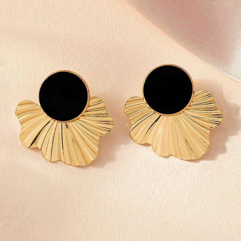 Leaf Shape Geometric Earrings Women Trend Fashion Jewelry Simple Exquisite Exaggerate Party Gifts Unique Accessories RG0264 Y250510