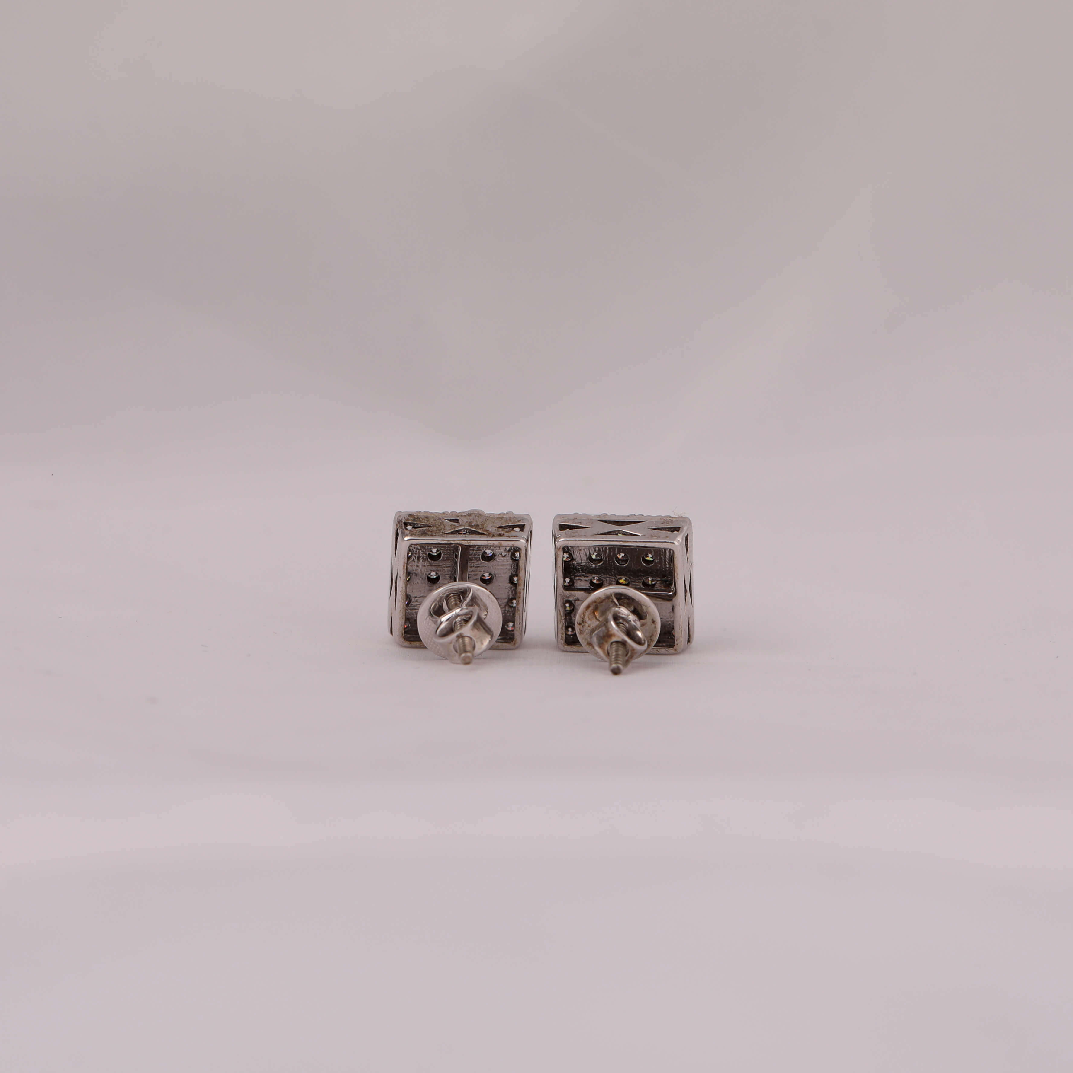 VVS1 Moissanite Stud Earrings with Screw Back Diamond Earrings Iced Out Hip Hop Jewelry Luxury Earrings Set for Men Women