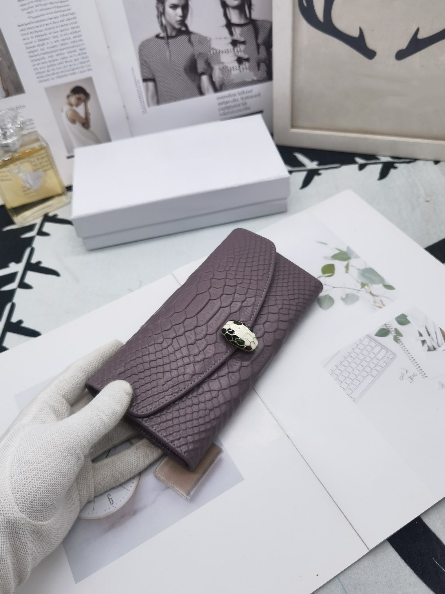 Designer Wallet Elegant Women's senior Snake skin pattern Leather Card Holder high-capacity Snakehead buckle Long and short wallets coin purse