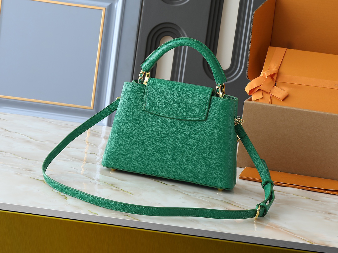 Elegant Multi-functional Compact Handbag for Modern Women