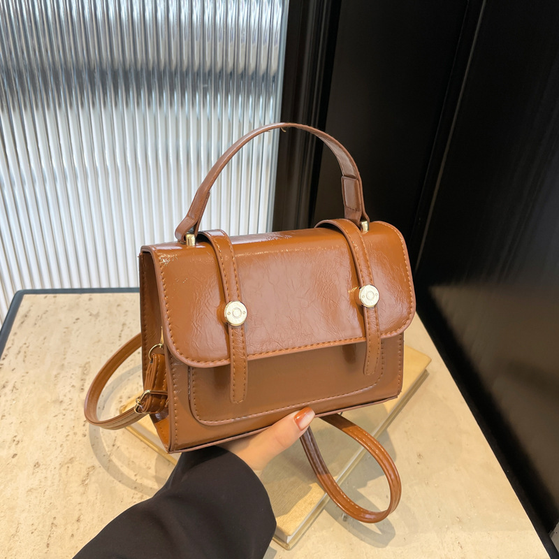 Delivery Designer Bag Commuting Texture Minimalist And Fashionable Handbag 2025 Winter New Versatile Ins Single Shoulder Crossbody Bag Small Square Ba