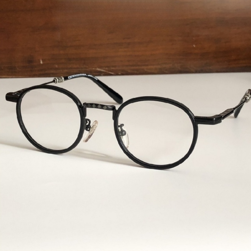 High Quality Men optical glasses Classic Luxury Designer Women eyeglass Titanium Punk Business Design Prescription Spectacle Frames with box JUCIFER I