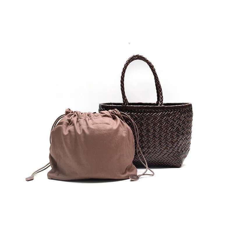 Designer Bag 2025 Women Weave Handbags Feminine Handmade Woven Bucket Bag With Cotton Inner Pockets Casual Knitting Leather Handle Bags Luxury Bag