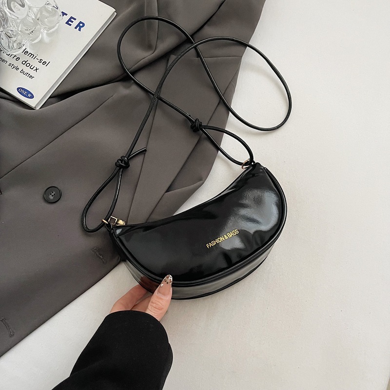 High Quality New Style Free Delivery Designer Bag Niche Design 2025 Winter New Versatile Ins Premium Single Shoulder Crossbody Dumpling Bag Temperamen
