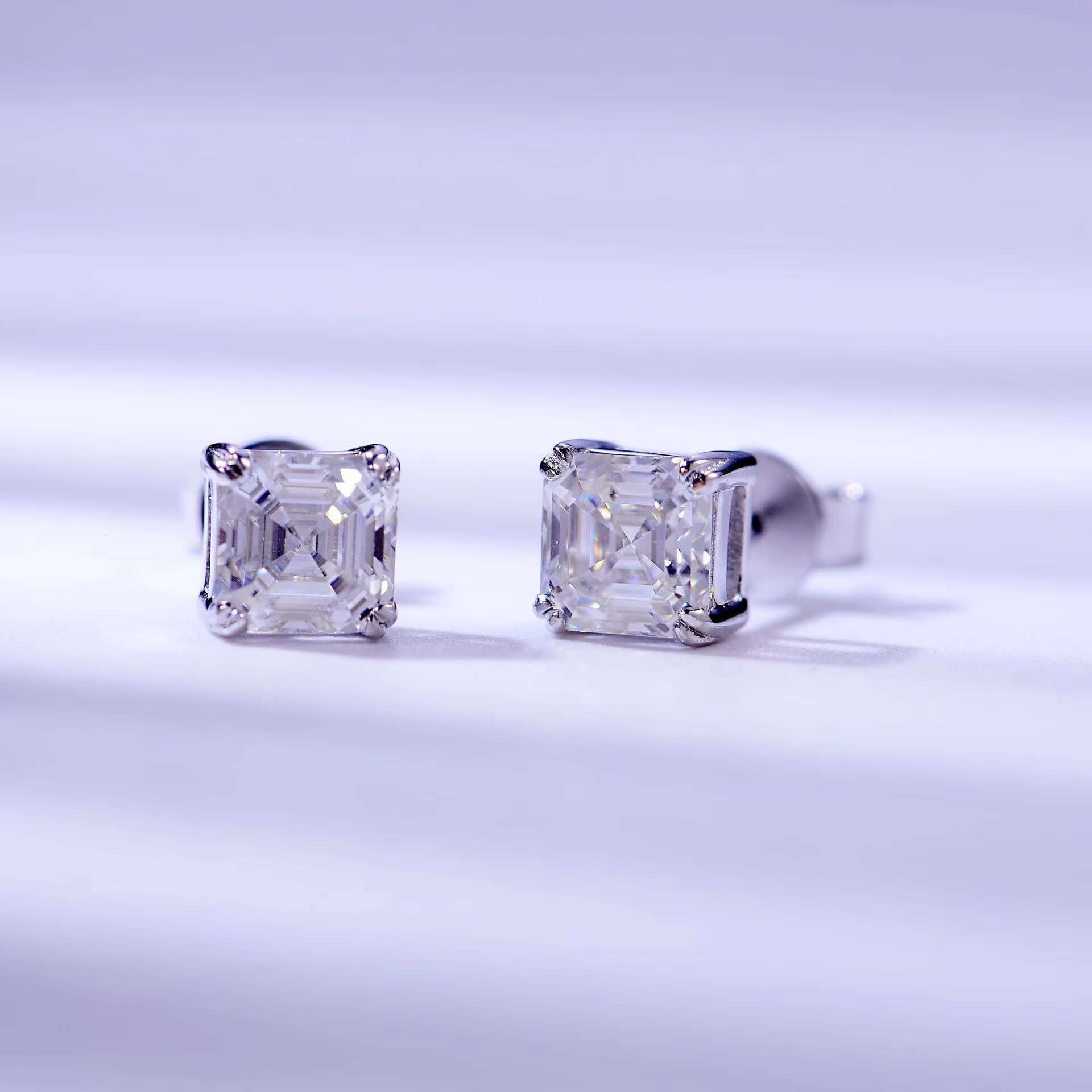 Ruizuan Moissanite Earrings Display 925 Silver Wholesale Woman Moissanite-Hip-Hop-Jewelry