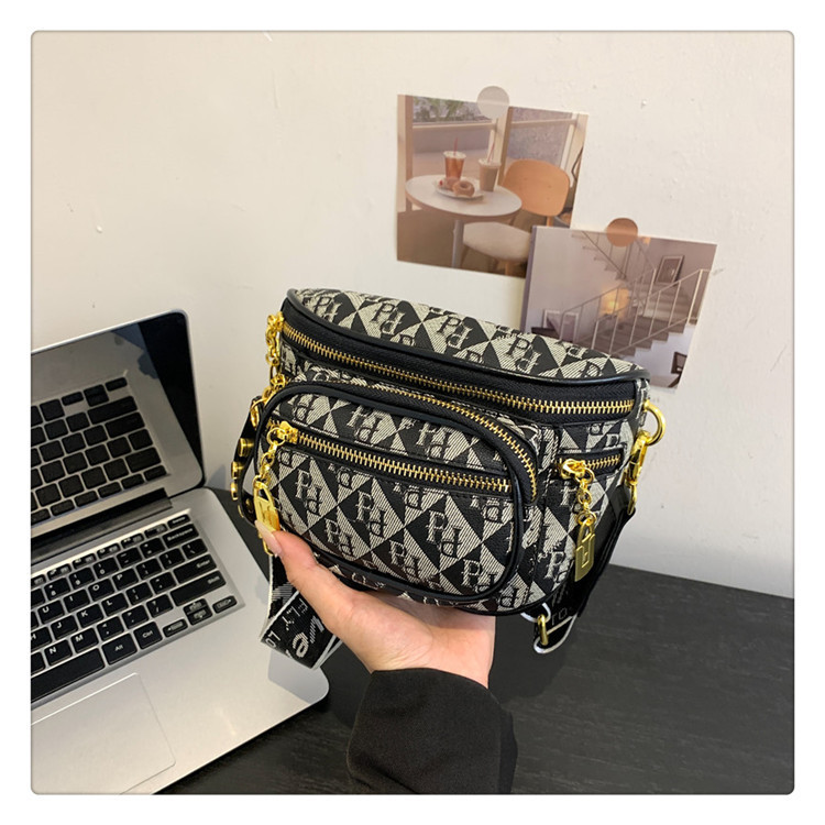 Old spending waist bag new casual printed texture single shoulder mobile phone bag cross-body large capacity breast bag women's bag