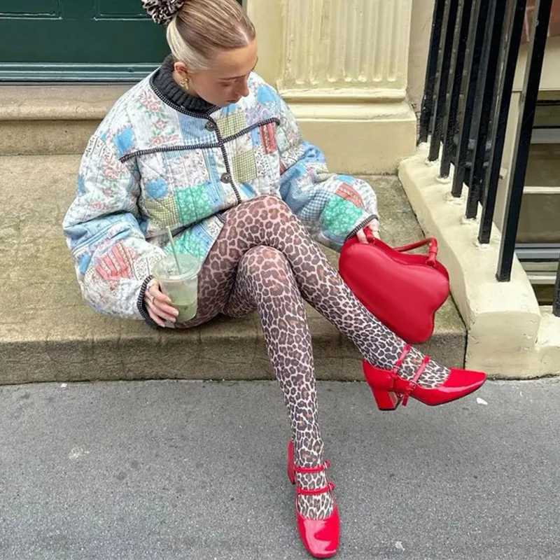Ladies Sexy Leopard Print Stockings Fashion Ultra-thin Jacquard Weave Shaping Bottom Socks Breathable High-quality Slim Tights S25513
