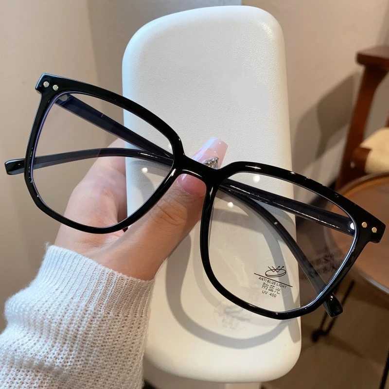 Fashion Square Large Frame Blue Light Blocking Reading Glasses Retro Men Women Presbyopia Glasses Unisex Far Sight Eyewear W250513