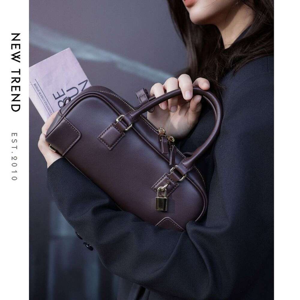 First layer cowhide women's 2025 new Boston bowling horizontal high-end feel single hand-held small shoulder bag