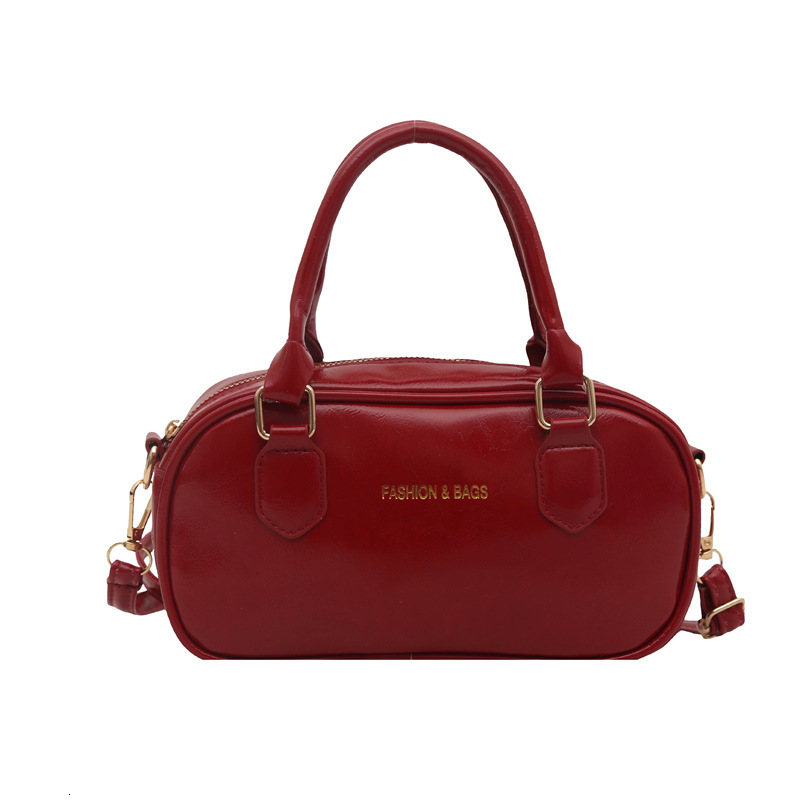 High end hand-held pillow women's 2025 summer new light luxury versatile shoulder internet famous trendy crossbody bag
