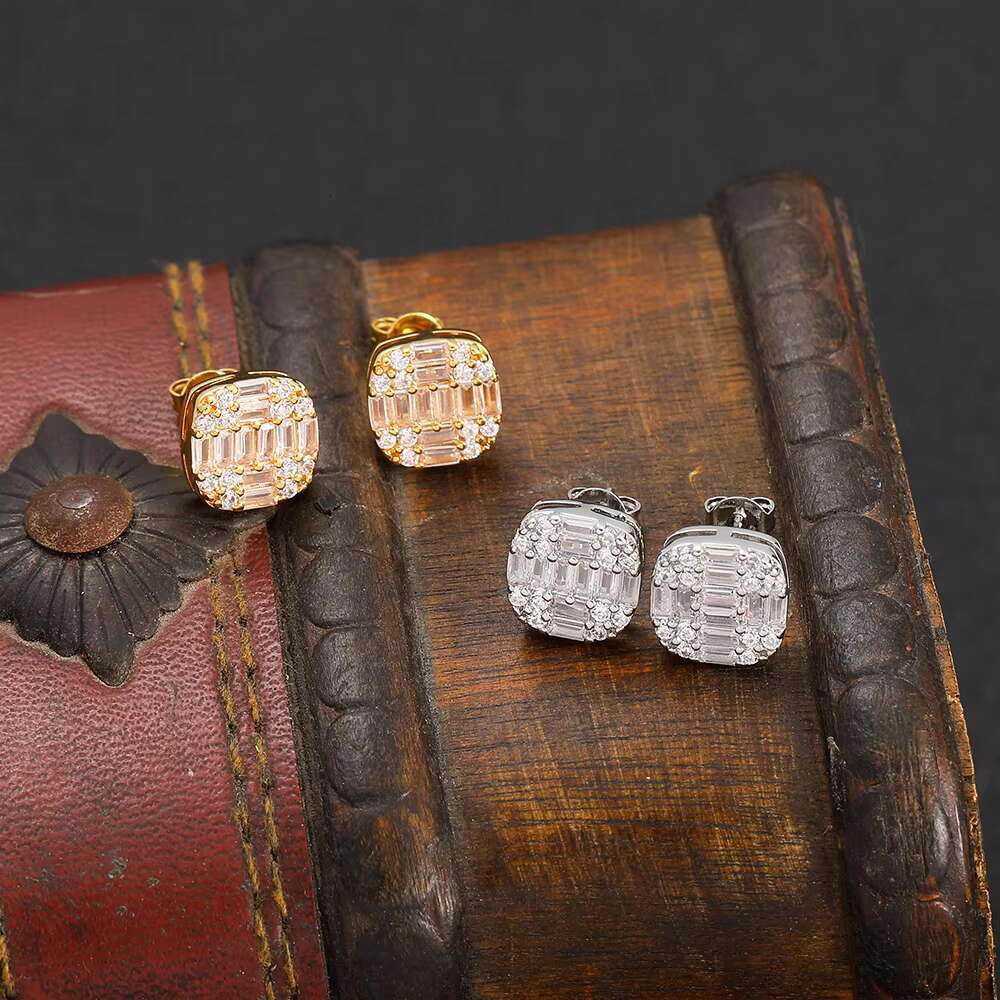 E057 Bling Earrings for Men and Women Hip Hop Jewelry Brass Cubic Zircon Earring
