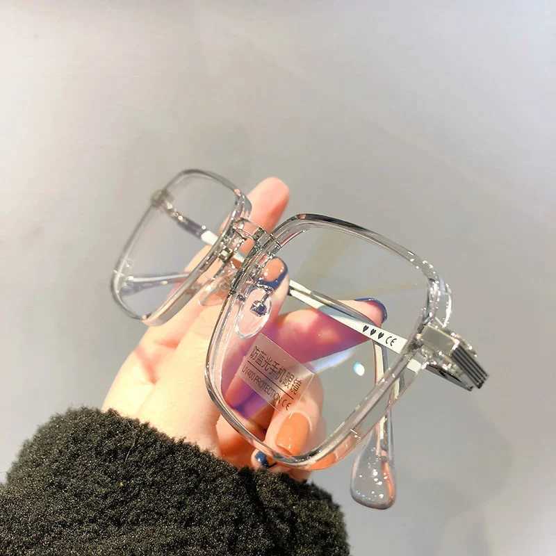Large Oversized New Trend Reading Glasses Classic Anti-blue Light Presbyopia Eyewear Men Women Farsighted Eyeglasses Degree+4.0 W250513