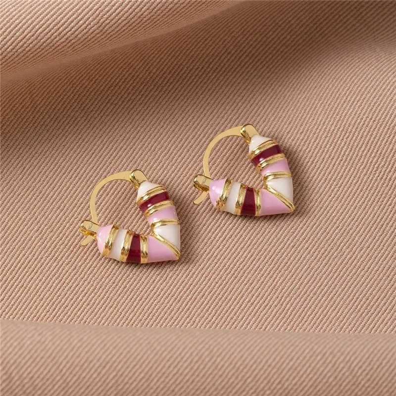 LATS 2024 New Arrival Korean Sweet Small Fresh Color Love Heart Hoop Earrings For Women Fashion Elegant Metal Jewelry Party Gift Y250510