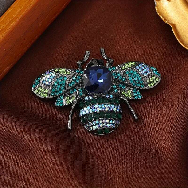 1Pcs Crystal Bee Badges Pins For Women Men Fashion Unisex Clothing Insect Series Classic Brooches Corsage Lapel Pin