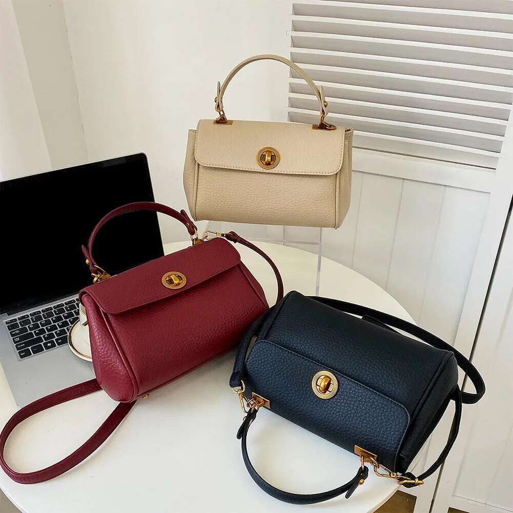 Ladies Chic Hobo Vintage PU Leather Crossbody Versatile Top Handle Large Capacity Small Handbag Women's Shoulder Bag