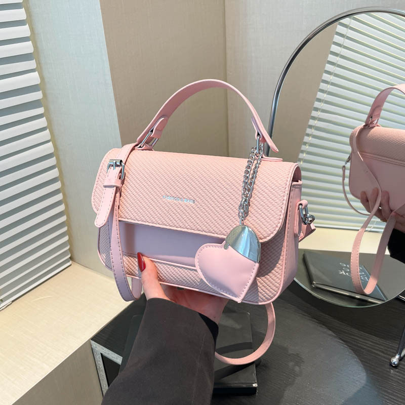 Fashion hand-held small square women's 2025 summer new style light luxury western-style shoulder commuting versatile crossbody bag