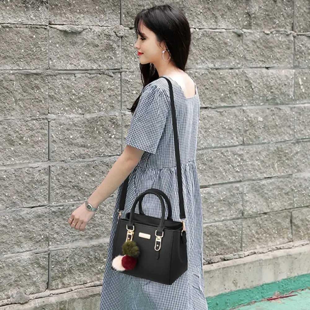PU Leather Ladies HandBags Women Vintage Purse Plush Tassel Messenger Bags Tote Bost Shoulder Crossbody Bag Large CapacityXJ250513